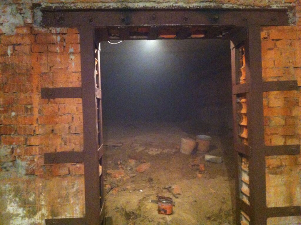 Öffnung in einer tragenden Wand - MAXBETONTRENNUNG